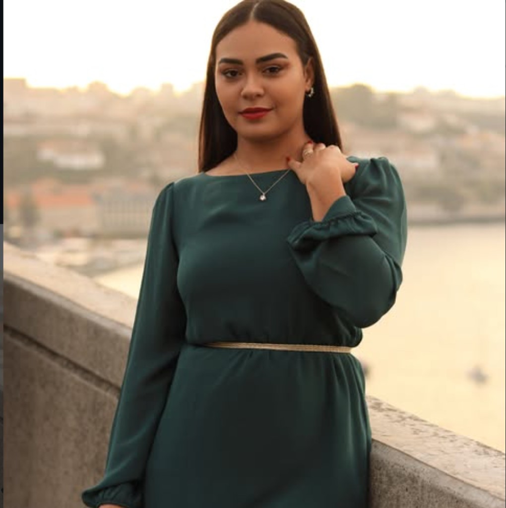 Jaiara Rodrigues, designer de sobrancelhas em Vila Nova de Gaia